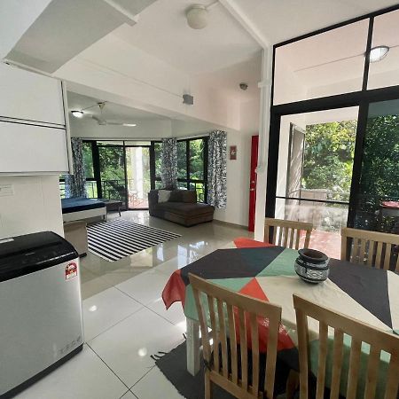 Kk Jungle Hideaway Lovely Apartment 5 Mins Walk To Town Kota Kinabalu Exterior foto